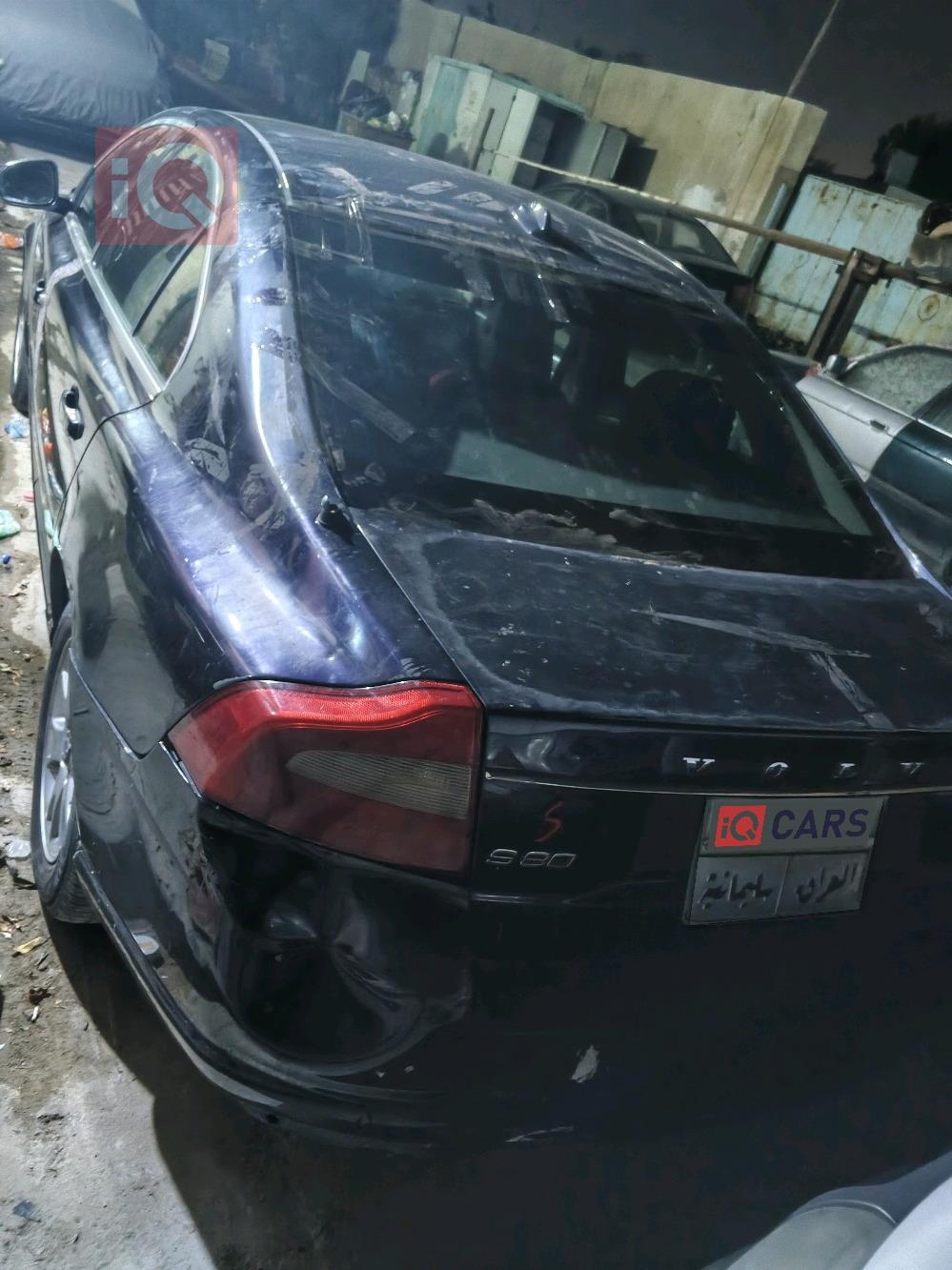 فولفو S80